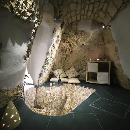 Victoria By Pcb * Ostuni