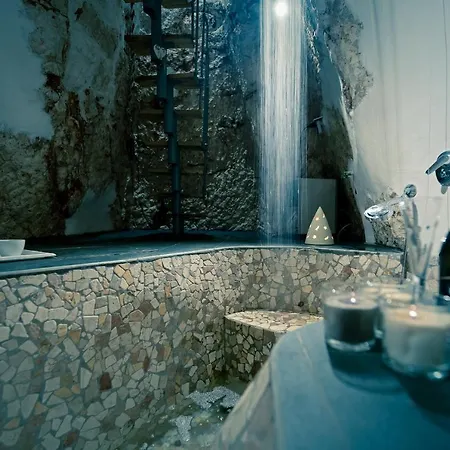 Victoria By Pcb Daire Ostuni